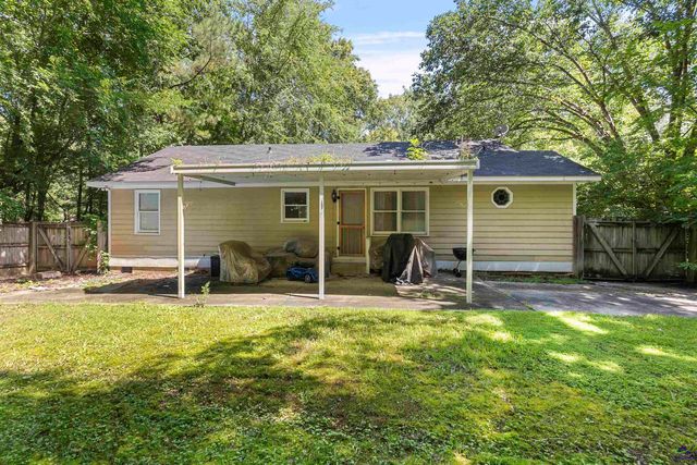1260 Greentree Parkway, Macon, GA 31210