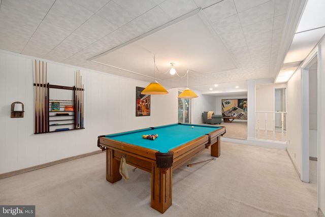 1501 LAUREL HILL RD, Vienna, VA 22182