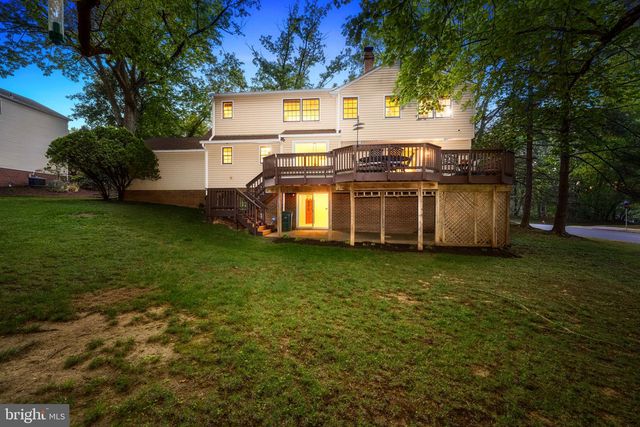 1501 LAUREL HILL RD, Vienna, VA 22182