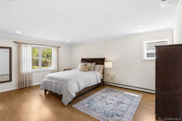 47 Briarfield Lane, Huntington, NY 11743