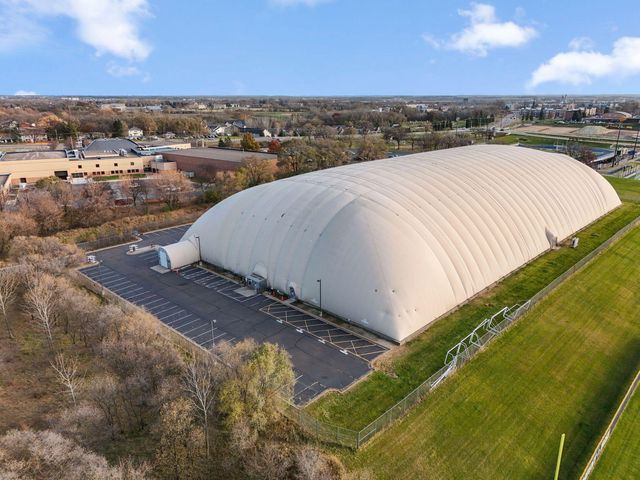 1055 Adamstown Drive, Rosemount, MN 55068