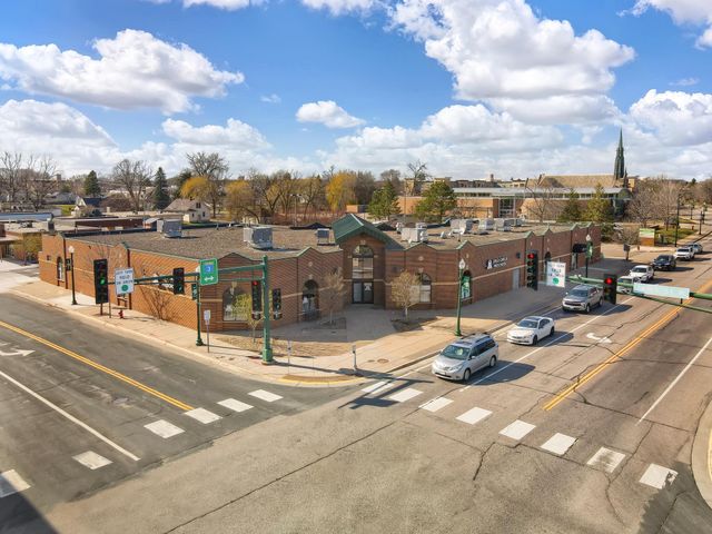 1055 Adamstown Drive, Rosemount, MN 55068