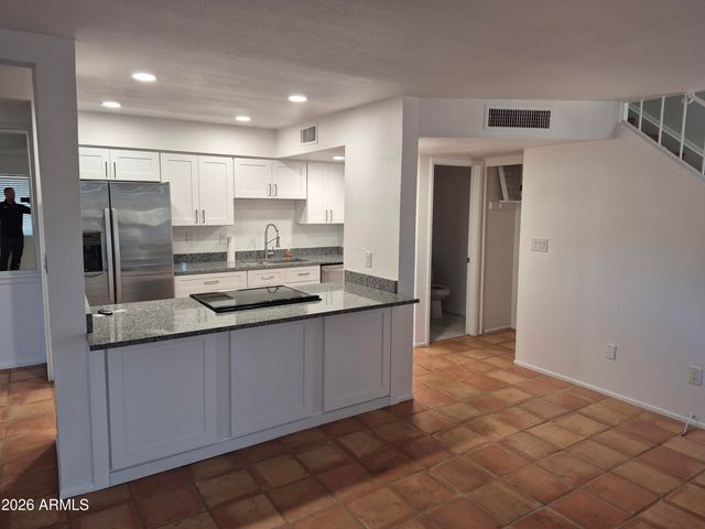 1500 W RIO SALADO Parkway 150, Mesa, AZ 85201