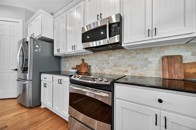 1012 Konetzke Lane, La Grange, TX 78945