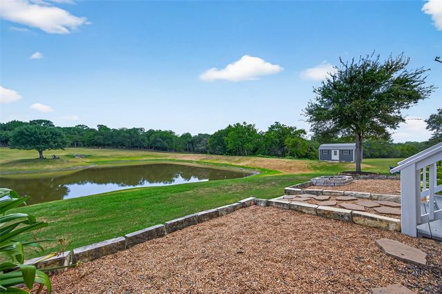 1012 Konetzke Lane, La Grange, TX 78945