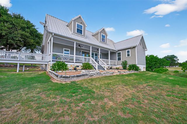 1012 Konetzke Lane, La Grange, TX 78945