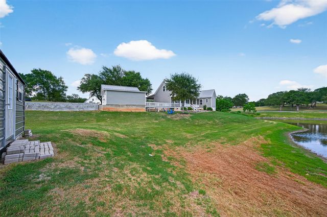 1012 Konetzke Lane, La Grange, TX 78945