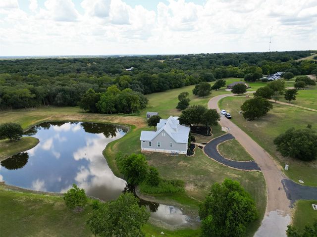 1012 Konetzke Lane, La Grange, TX 78945