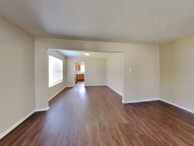 2908 Cambridge Circus, Pearland, TX 77581