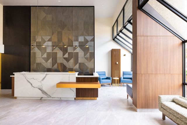 1731 Beacon St 402, Brookline, MA 02445