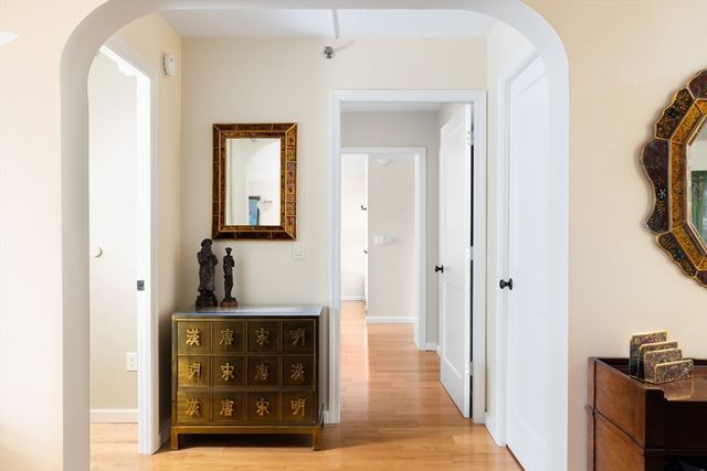 1731 Beacon St 402, Brookline, MA 02445