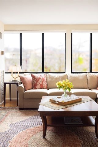 1731 Beacon St 402, Brookline, MA 02445