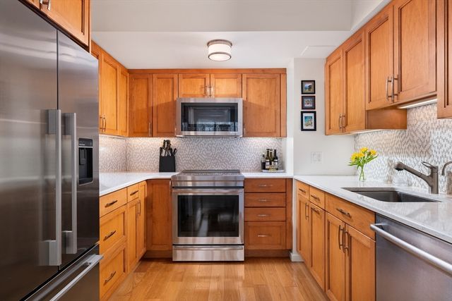 1731 Beacon St 402, Brookline, MA 02445