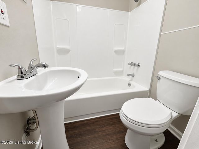 1836 Algonquin Pkwy 1, Louisville, KY 40210
