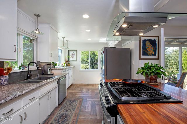 96 Kunkle Street, Oak View, CA 93022