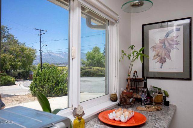 96 Kunkle Street, Oak View, CA 93022