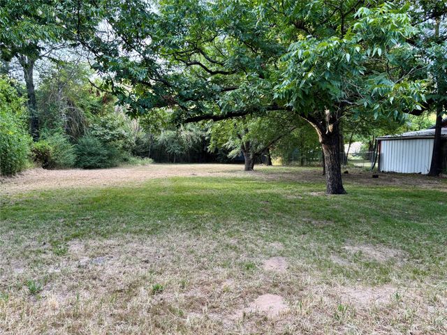 3024 Bonham Street, Paris, TX 75460