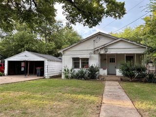3024 Bonham Street, Paris, TX 75460