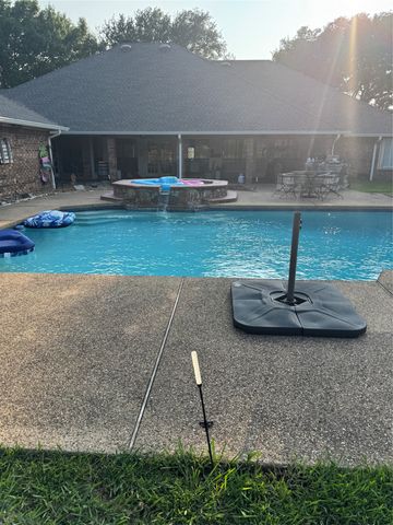 202 Suntide Drive, Sunnyvale, TX 75182