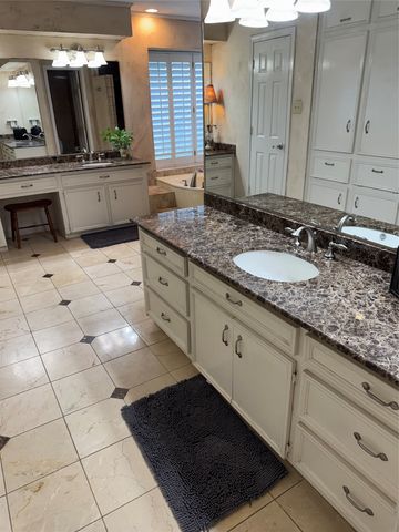 202 Suntide Drive, Sunnyvale, TX 75182
