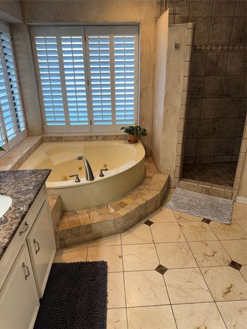 202 Suntide Drive, Sunnyvale, TX 75182