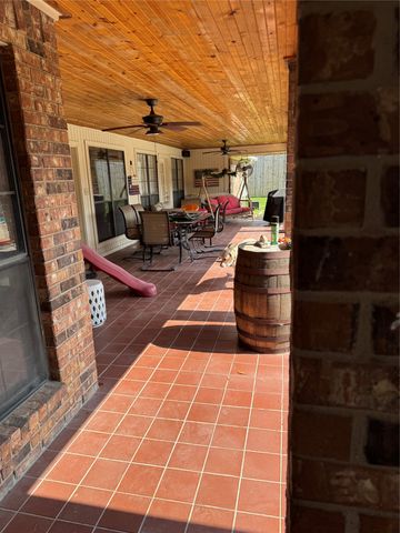 202 Suntide Drive, Sunnyvale, TX 75182