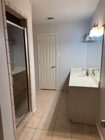202 Suntide Drive, Sunnyvale, TX 75182