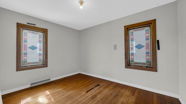 2131 Stanton Avenue, Whiting, IN 46394
