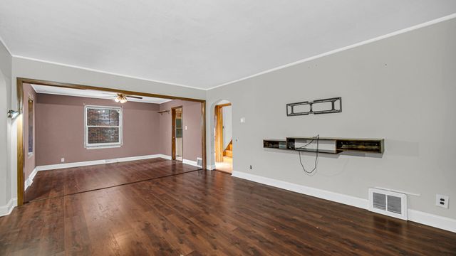 2131 Stanton Avenue, Whiting, IN 46394