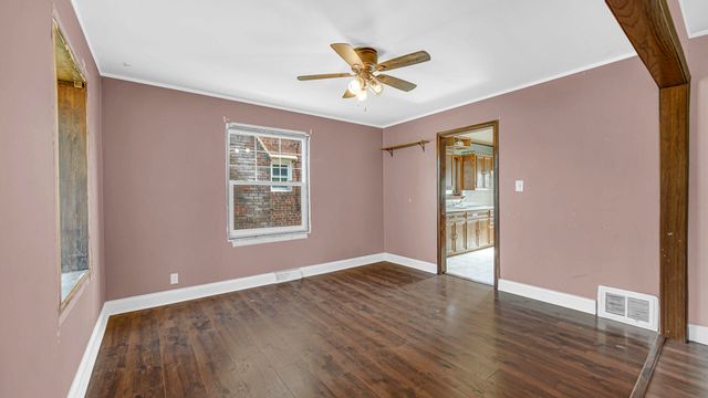 2131 Stanton Avenue, Whiting, IN 46394