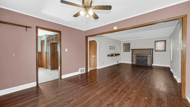 2131 Stanton Avenue, Whiting, IN 46394