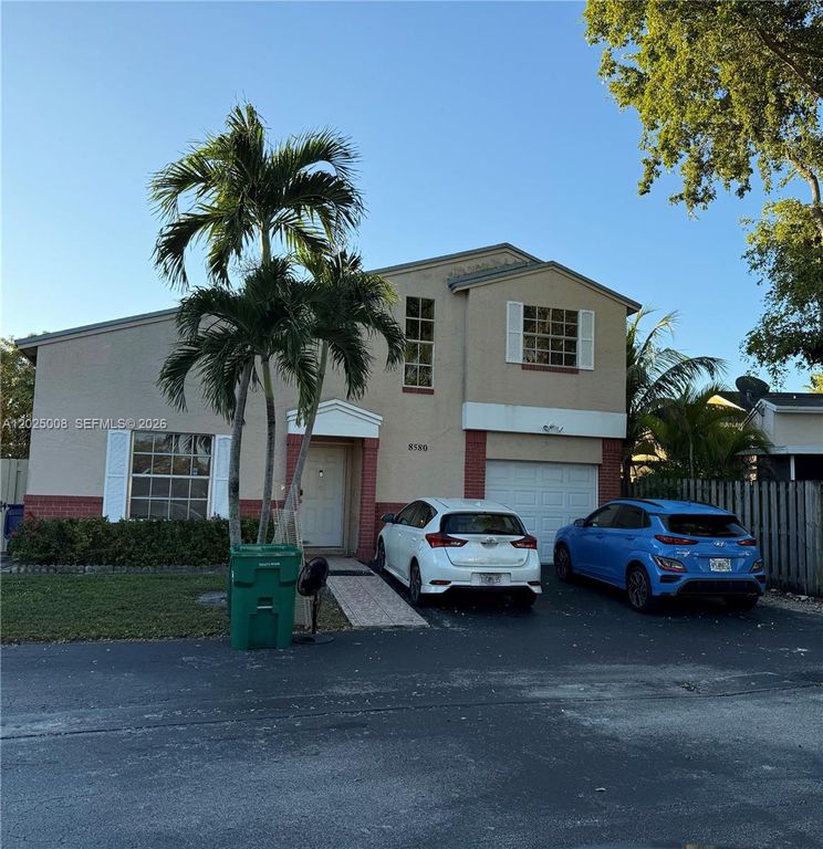 8580 NW 193rd Lane, Hialeah, FL 33015