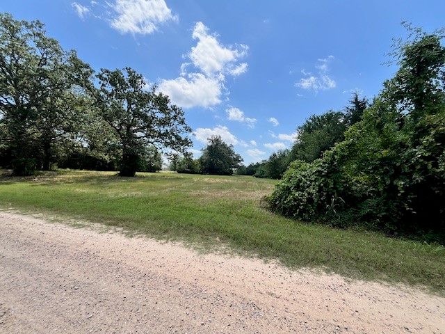 300 COUNTY ROAD 1118, Brashear, TX 75420