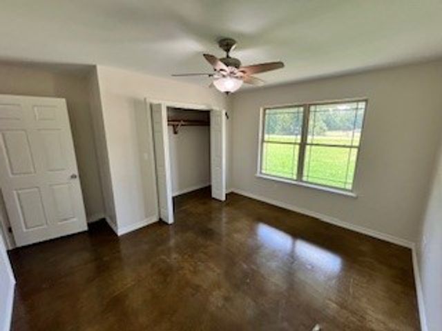 300 COUNTY ROAD 1118, Brashear, TX 75420