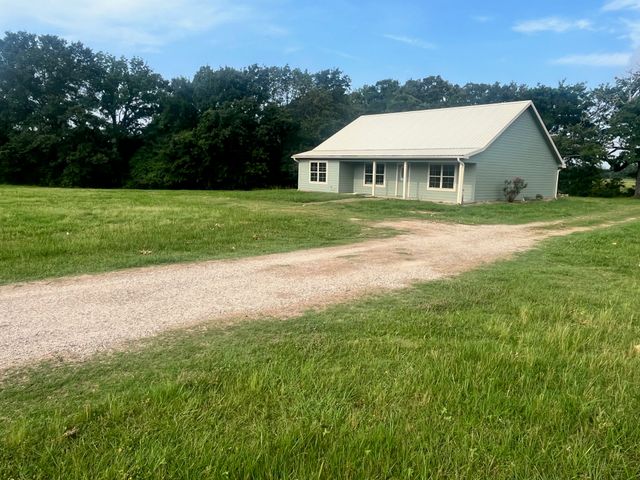 300 COUNTY ROAD 1118, Brashear, TX 75420