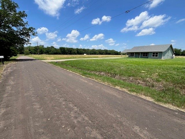 300 COUNTY ROAD 1118, Brashear, TX 75420