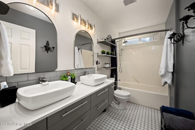 2525 W Bolivar AVE, Coeur D'alene, ID 83815