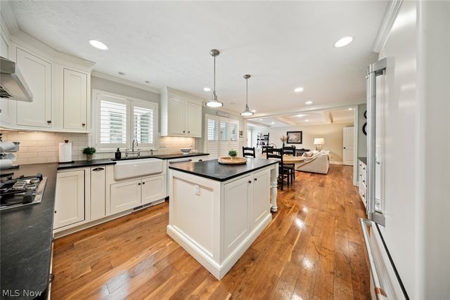 28930 Turnbridge Road, Bay Village, OH 44140