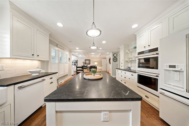 28930 Turnbridge Road, Bay Village, OH 44140