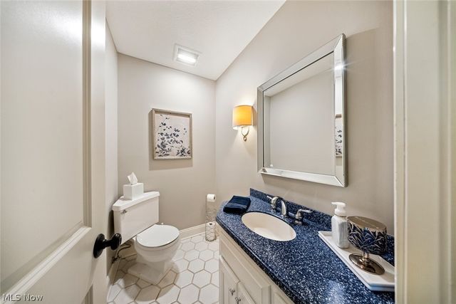 28930 Turnbridge Road, Bay Village, OH 44140