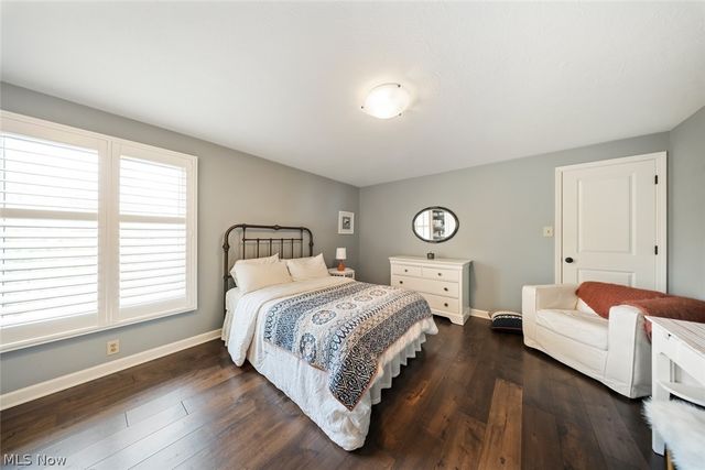 28930 Turnbridge Road, Bay Village, OH 44140