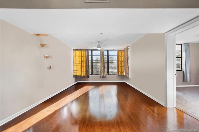 3540 Whitehall Drive 306, West Palm Beach, FL 33401