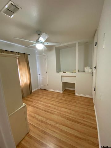 16133 County Road 4100, Lindale, TX 75771