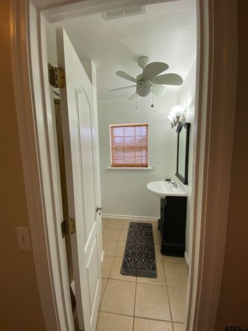 16133 County Road 4100, Lindale, TX 75771