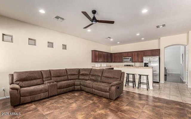 1972 W OLIVE Way, Chandler, AZ 85248