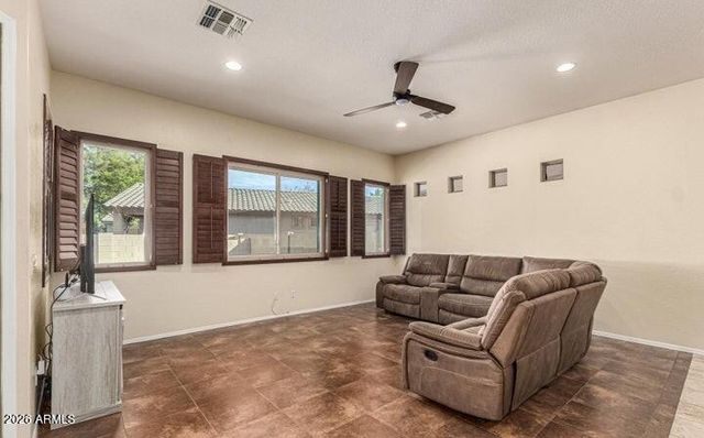 1972 W OLIVE Way, Chandler, AZ 85248