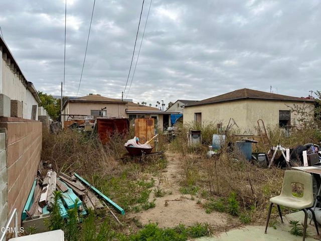 945 S E Street, Oxnard, CA 93030