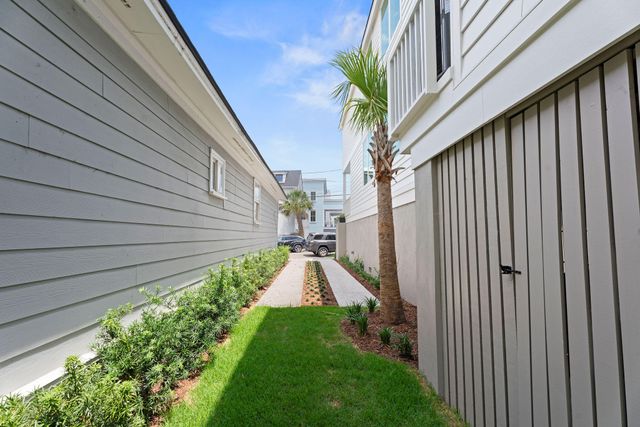 63 Kennedy Street, Charleston, SC 29403