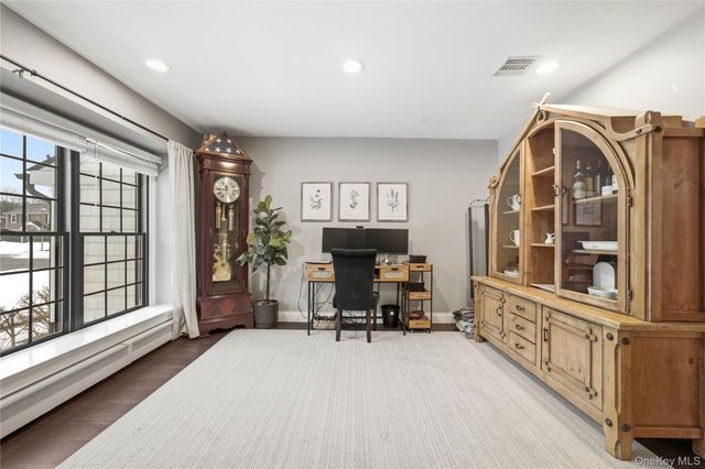 4 Teal Crescent, Great River, NY 11739