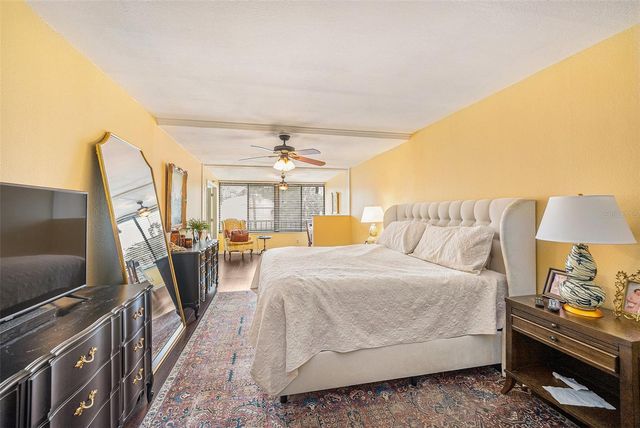 3211 W SWANN AVENUE 210, Tampa, FL 33609